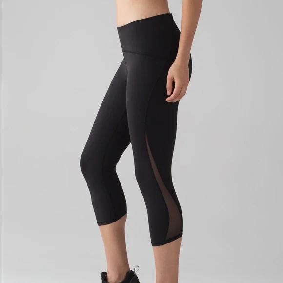 Lululemon Train Times 17” Crop Black Leggings - Picture 1 of 9